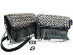 bolso bandolera negro con solapa de pedrería y flecos de cadenas plateadas - Image 2